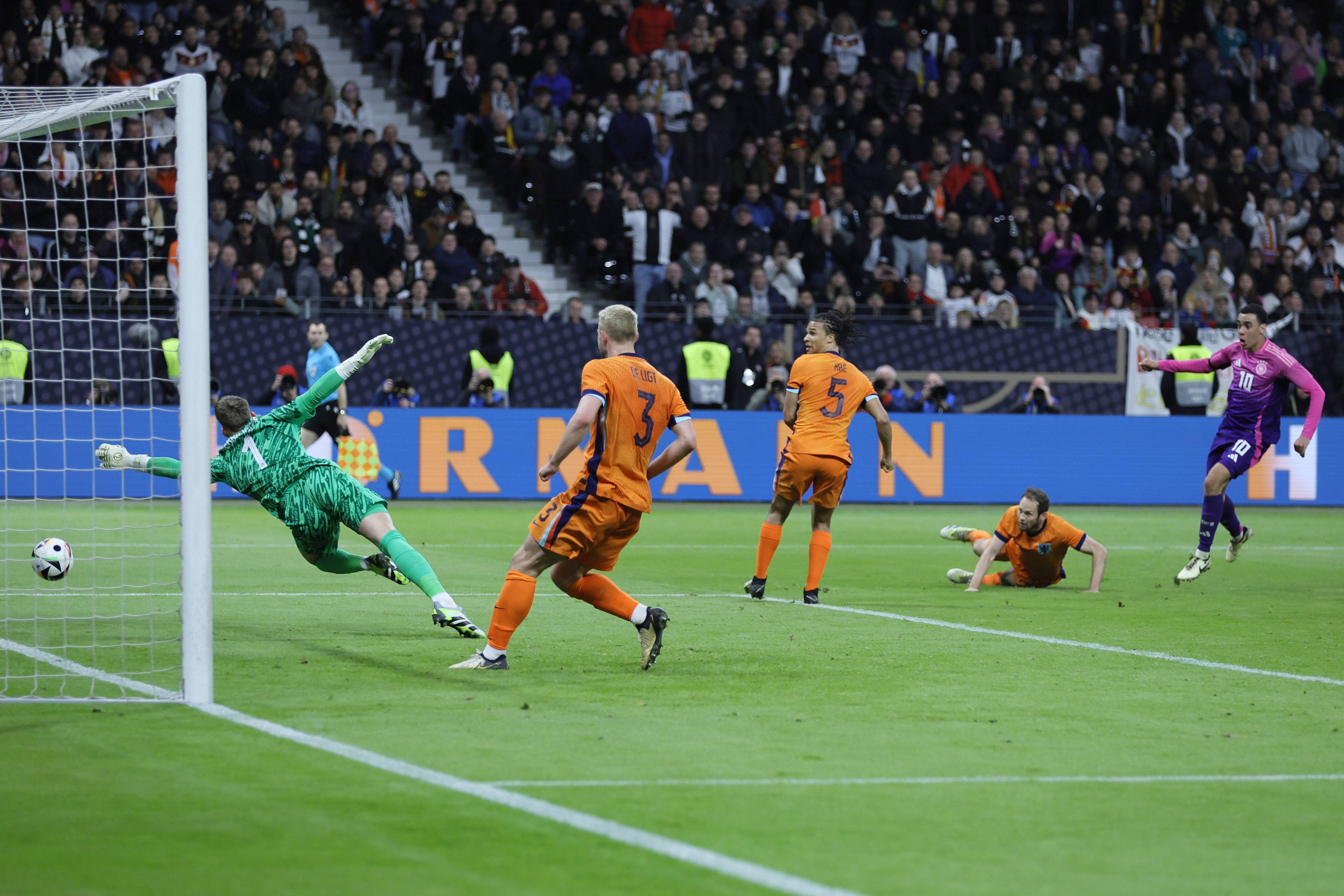 观众起身尖 观众起身尖