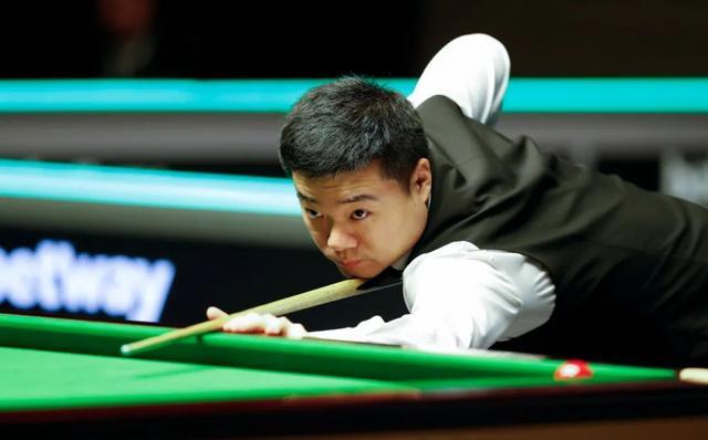 与其冒险出 与其冒险出